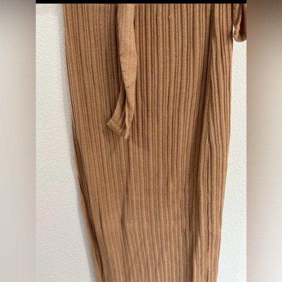 Camilla Coelho- Lyon skirt and top set- size small-LIKE NEW - Picture 4 of 5